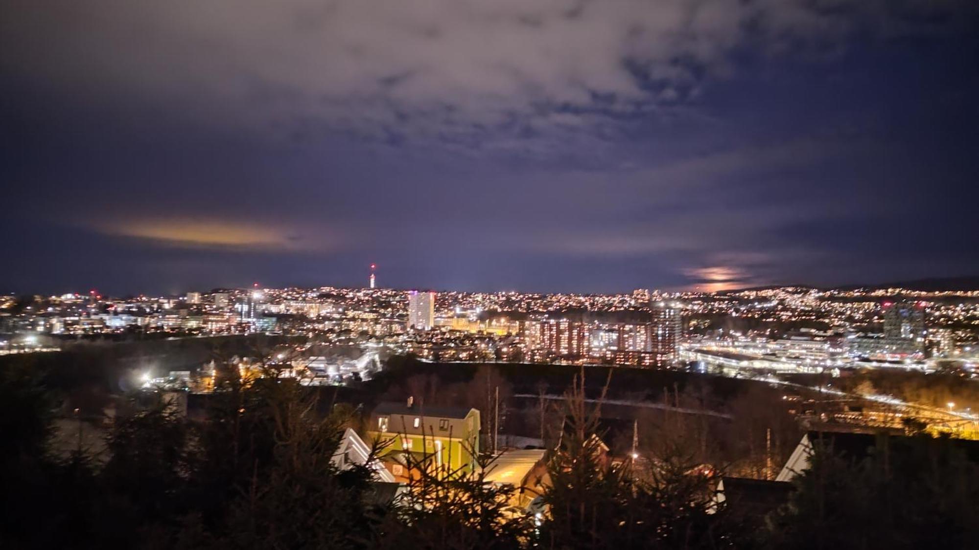 Adorable 1-Bedroom Apartment With A Fantastic View - Free Parking Тронхейм Екстериор снимка